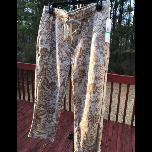 LIFE WORX BY GLORIA VANDERBILT CAPRI FLORAL PRINT - Picture 3 of 8